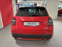 Nuova Fiat 600 101 CV (74 kW) 2025 Rosso SUV
