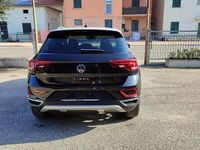 Usata VW T-Roc Style 150 CV (110 kW) 2024 Nero metallizzato SUV