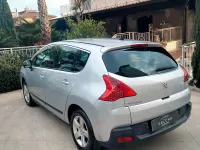 Usata Peugeot 3008 Premium 109 CV (80 kW) 2009 Grigio Station wagon