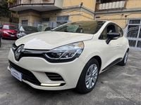 Usata Renault Clio IV Life 75 CV (55 kW) 2016 Beige Berlina