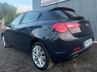 Begagnad Alfa Romeo Giulietta Super 120 HK (88 kW) 2018 Blå Halvkombi
