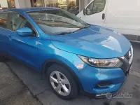 Usata Nissan Qashqai Acenta+ 159 CV (116 kW) 2019 Azzurro metallizzato SUV