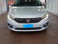 Usata Fiat Tipo Lounge 95 CV (69 kW) 2017 Grigio Berlina