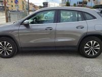 Usata Mercedes GLA180 Style 116 CV (85 kW) 2022 Grigio metallizzato SUV
