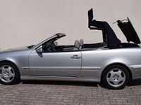 Usata Mercedes CLK200 192 CV (141 kW) 2000 Argento Cabrio