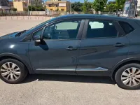 Usata Renault Captur 90 CV (66 kW) 2014 Blu SUV