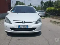 Usata Peugeot 307 88 CV (64 kW) 2004 Bianco Berlina