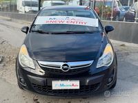 Usata Opel Corsa 75 CV (55 kW) 2011 Nero Utilitaria