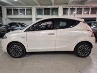 Usata Lancia Ypsilon Gold 69 CV (50 kW) 2020 Bianco Utilitaria
