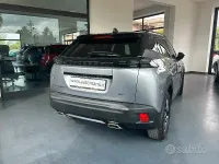 Używany Peugeot 2008 S 131 KM (96 kW) 2024 Szary SUV