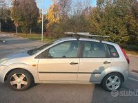 Usata Ford Fiesta 2003 Grigio Berlina