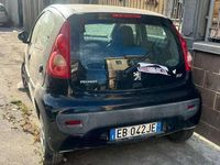Usata Peugeot 107 Active 68 CV (50 kW) 2010 Nero Utilitaria