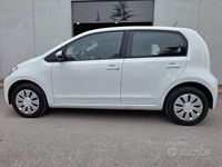 Begagnad VW up! Move 68 HK (50 kW) 2020 Vit Halvkombi