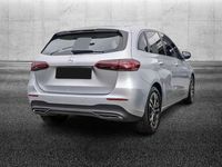 Usata Mercedes B200 Advanced 150 CV (110 kW) 2024 Argento Monovolume