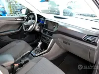 Usata VW T-Cross 110 CV (80 kW) 2023 Grigio SUV