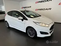 Usata Ford Fiesta ST-Line 101 CV (74 kW) 2017 Bianco Utilitaria