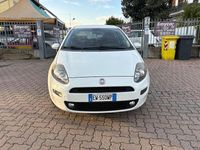 Usata Fiat Punto Street 85 CV (62 kW) 2014 Bianco Utilitaria