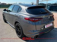 Usata Alfa Romeo Stelvio Veloce 209 CV (153 kW) 2021 Grigio vesuvio SUV