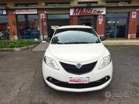 usata Lancia Ypsilon Ypsilon1.0 firefly hybrid Gold iva esposta