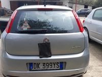 Usata Fiat Grande Punto 90 CV (66 kW) 2007 Grigio Utilitaria