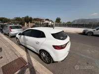Usata Renault Mégane IV 110 CV (80 kW) 2016 Bianco Berlina