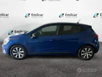 Usata Renault Clio V Equilibre 91 CV (66 kW) 2023 Bluazzurro Berlina
