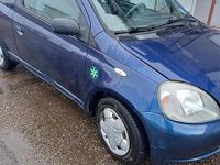 Usata Toyota Yaris 68 CV (50 kW) 1999 Blu Utilitaria