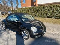 Usata VW Beetle Cabriolet 105 CV (77 kW) 2007 Nero Cabrio