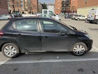 Usata Peugeot 208 Active 82 CV (60 kW) 2015 Utilitaria