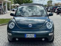 Usata VW New Beetle 101 CV (74 kW) 2005 Grigio Utilitaria
