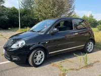 Usata Lancia Ypsilon 77 CV (56 kW) 2012 Nero Utilitaria