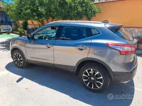 Usata Nissan Qashqai 115 CV (84 kW) 2016 Grigio SUV