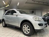 Usata Mercedes ML350 Chrome 272 CV (200 kW) 2008 Grigio SUV
