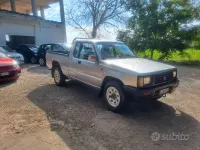 Usata Mitsubishi L200 72 CV (52 kW) 1992 Grigio Pick-up