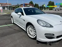 Usata Porsche Panamera 250 CV (183 kW) 2012 Bianco Utilitaria