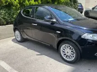 Usata Lancia Ypsilon Silver 116 CV (85 kW) 2015 Nero Utilitaria