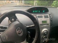 Usata Toyota Yaris 87 CV (63 kW) 2008 Nero Utilitaria