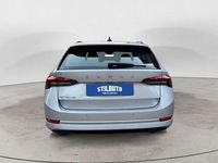 Usata Skoda Octavia Style 116 CV (85 kW) 2022 Argento metallizzato Station wagon