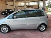 Usata Lancia Musa Platinum 77 CV (56 kW) 2010 Grigio Monovolume