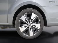Usata Mercedes V300 Premium 239 CV (175 kW) 2023 Grigio Monovolume