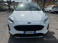 Usata Ford Fiesta Active 86 CV (63 kW) 2019 Bianco Utilitaria