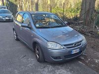 Usata Opel Corsa 75 CV (55 kW) 2004 Argento Utilitaria
