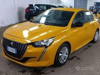 Usata Peugeot 208 Active 75 CV (55 kW) 2023 Giallo faro (metallizzato) Utilitaria