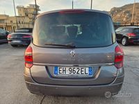 Usata Renault Modus 111 CV (81 kW) 2011 Grigio Monovolume