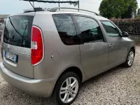 Usata Skoda Roomster Ambition 90 CV (66 kW) 2015 Grigio Monovolume