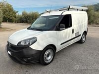 Usata Fiat Doblò 120 CV (88 kW) 2020 Bianco Monovolume