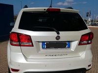 Usata Fiat Freemont 170 CV (125 kW) 2014 Bianco SUV