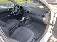 Usata Audi A1 Attraction 120 CV (88 kW) 2012 Bianco Utilitaria