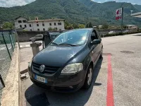 Usata VW Fox 69 CV (50 kW) 2005 Grigio Utilitaria