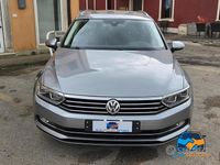 Usata VW Passat Executive 150 CV (110 kW) 2018 Grigio Station wagon